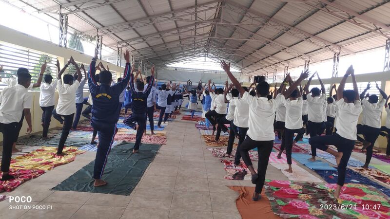 പ്രമാണം:44018 yd23 13.jpg