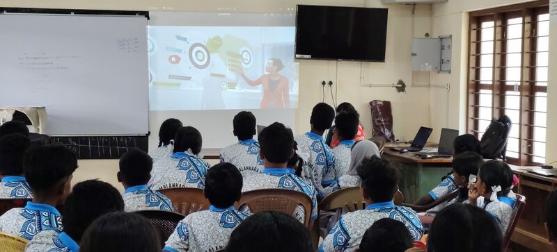 പ്രമാണം:44046 plm25 12.jpg