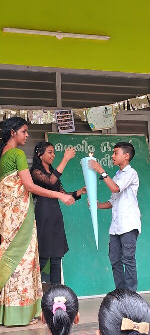 44243 24-25Game of Paris.jpg