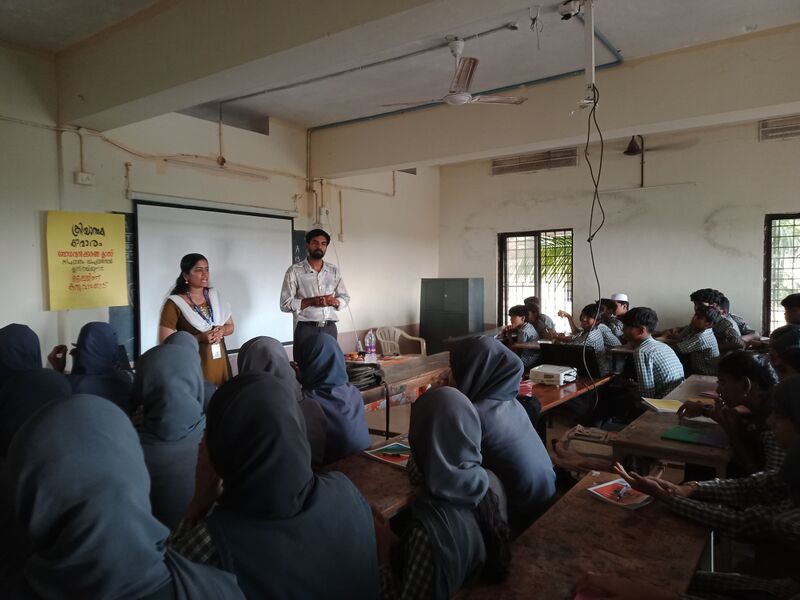 പ്രമാണം:Adolescent awareness class.jpeg