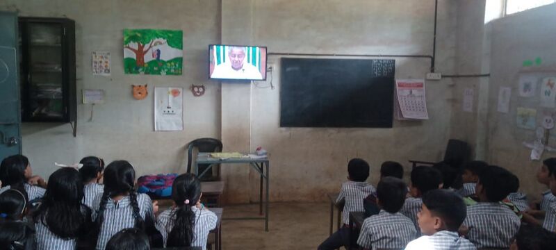 പ്രമാണം:12897-DIGITAL CLASS ROOM-DIGI-SCHOOL.jpg