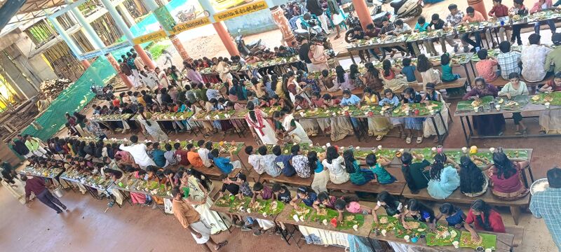 പ്രമാണം:15019 onam2024.jpg