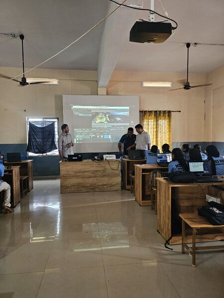 പ്രമാണം:19112 LK B2024-27 SCHOOL CAMP.8.jpg