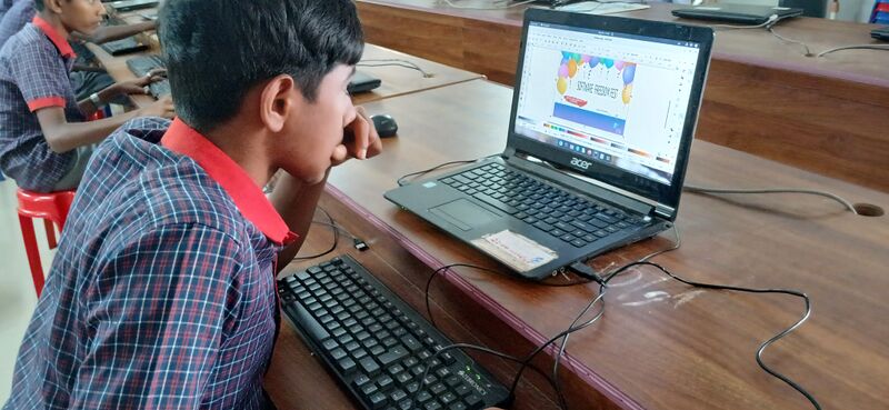 പ്രമാണം:21060 lk FOSS 26.jpg