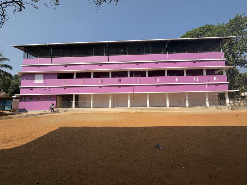 പ്രമാണം:24607 G.L.P.S MULLURKKARA New Building.jpeg