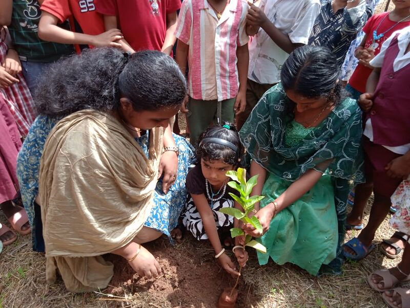 പ്രമാണം:35223 HF 13.jpg