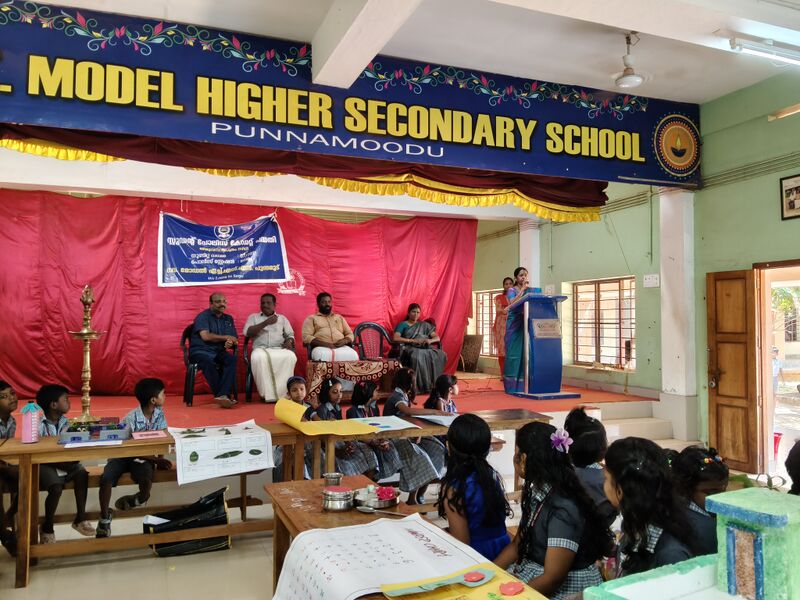 പ്രമാണം:43078-2025 sciencefair1.jpg