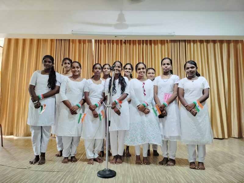 പ്രമാണം:Competitions 35052 22 (1).jpeg