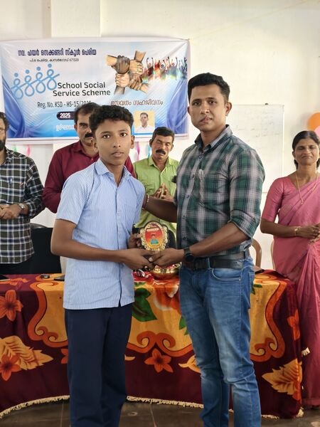 പ്രമാണം:12009 STATEWINNER 1.jpg