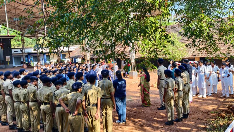 പ്രമാണം:12031 kuttamath republic day1.jpg