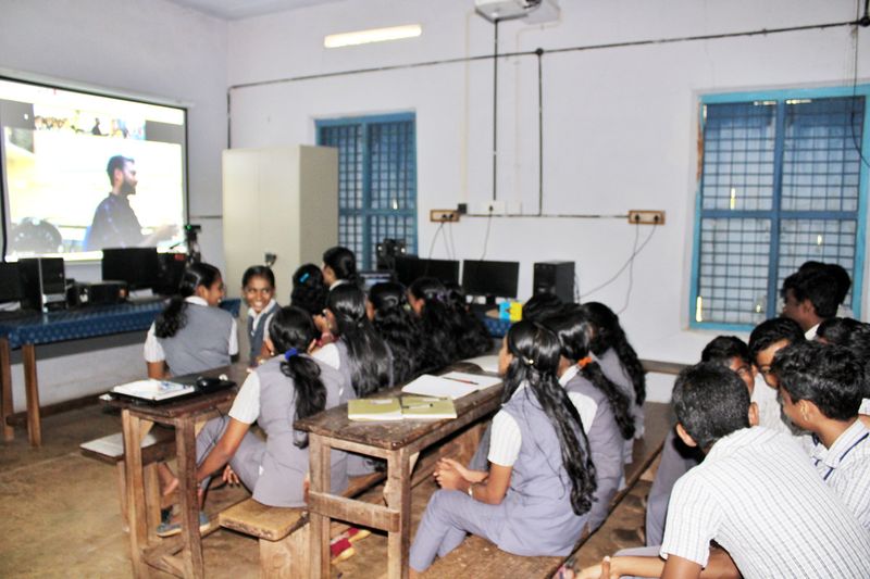 പ്രമാണം:28012 LK 1920 11.jpeg