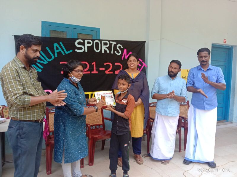 പ്രമാണം:34331 sports 3.jpg