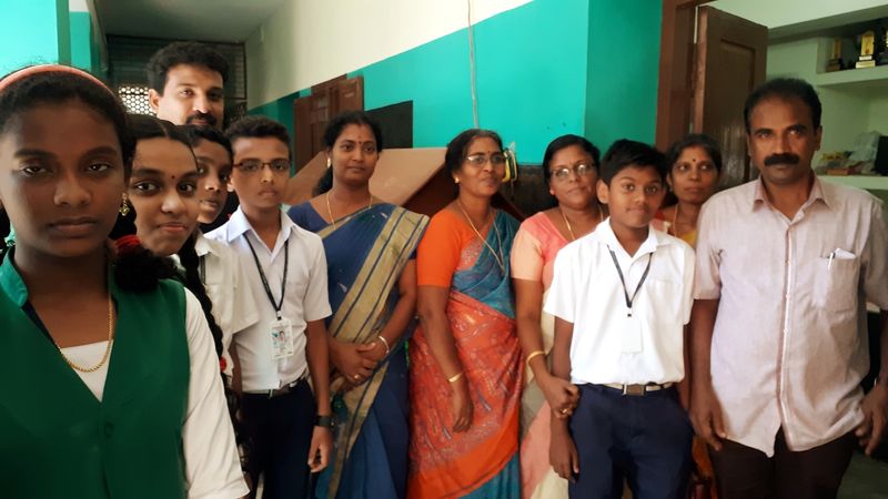 പ്രമാണം:44050 528.jpg