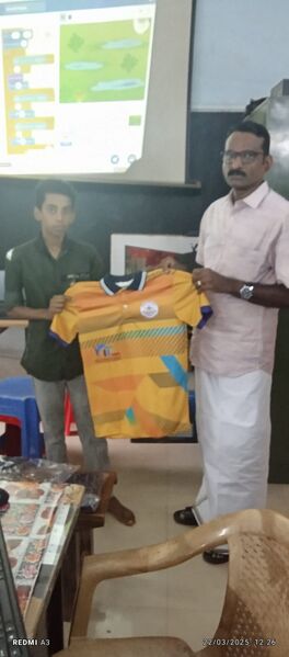 പ്രമാണം:Uniform 2.jpg