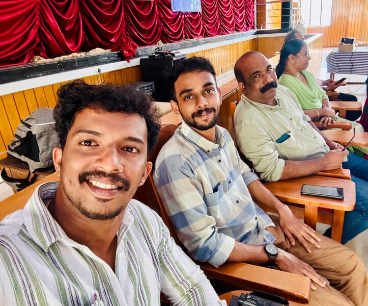 പ്രമാണം:13000 004.jpg