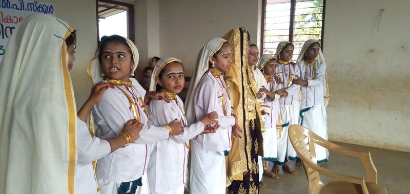 പ്രമാണം:19833 kalamela9.jpg