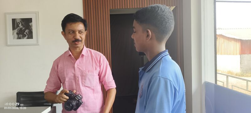 പ്രമാണം:28041 sudio visit january 2.jpg