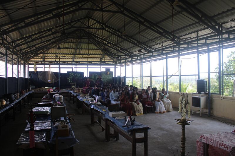 പ്രമാണം:3033-Puravasthu Pradarsanam-1.JPG