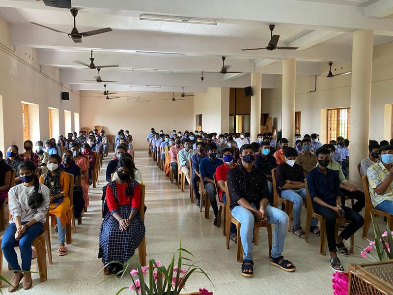 പ്രമാണം:33056 2021 a15.jpg