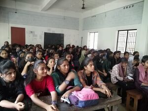 41032 hindi class 2023 1.jpg