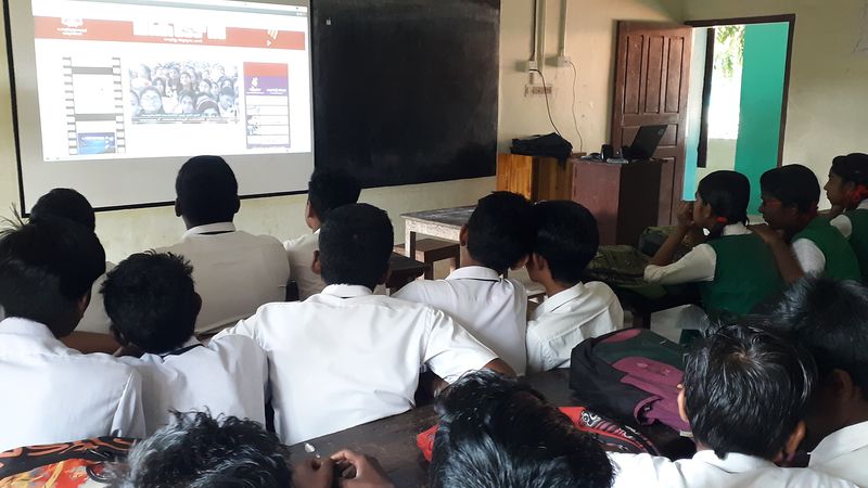 പ്രമാണം:44050 19 46.jpg