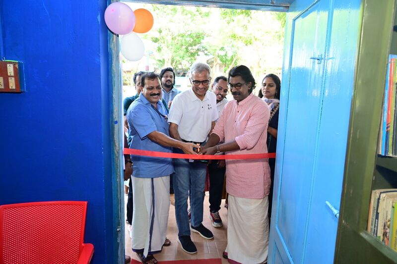 പ്രമാണം:44244 library inaguaration1 2025.JPG