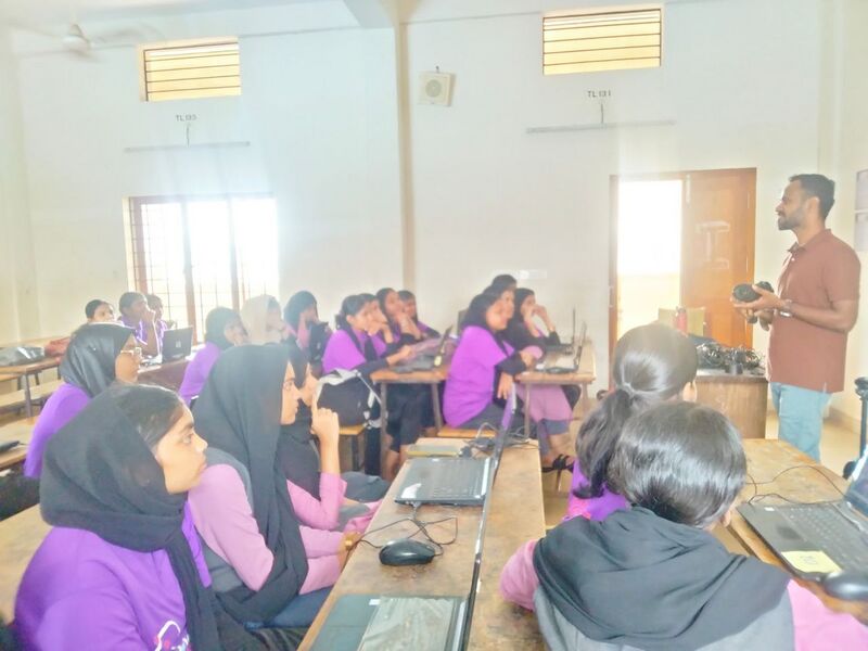 പ്രമാണം:48049 vacation camp 2025 (2).jpg