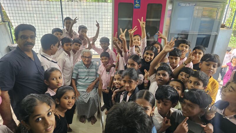 പ്രമാണം:BS KSD 12238 27.jpg