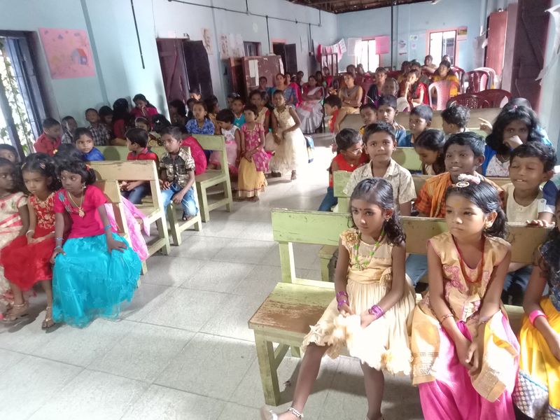 പ്രമാണം:പഠനോത്സവം 77.jpg