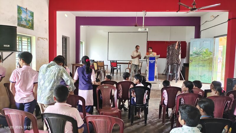 പ്രമാണം:11072 ecoclub-2025-june23-1.jpg