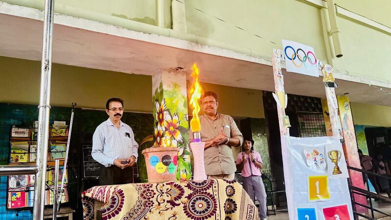 പ്രമാണം:13379-olimpics day special assembly.jpeg