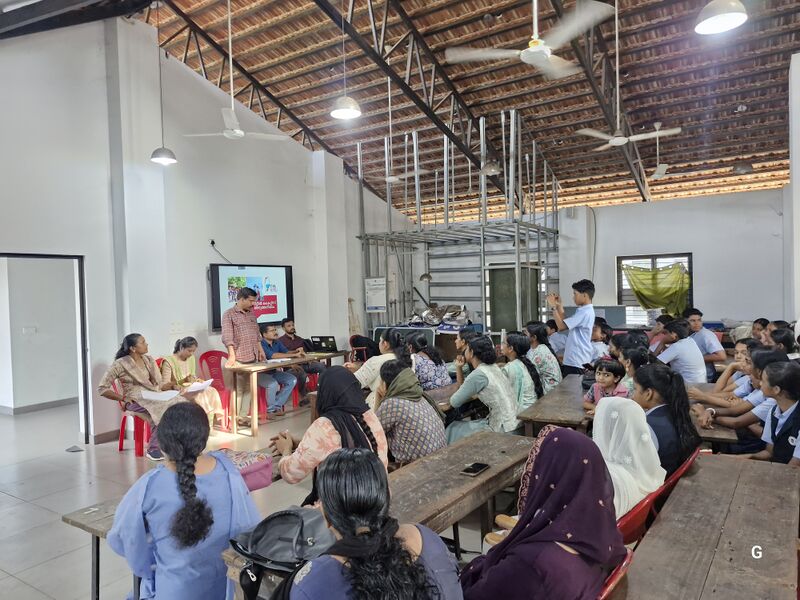 പ്രമാണം:17015 LK Preliminary Camp 3.jpg