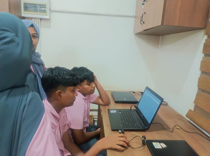 പ്രമാണം:18061 inst2026.jpg