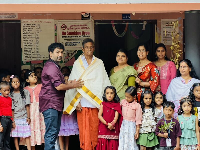 പ്രമാണം:18349-june5.jpg