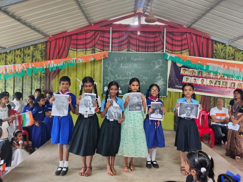 പ്രമാണം:21706 agst15 01.jpg