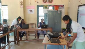 34013buds school trg25f.jpg