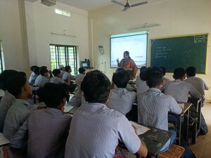 47042 Hi tech class room.jpg