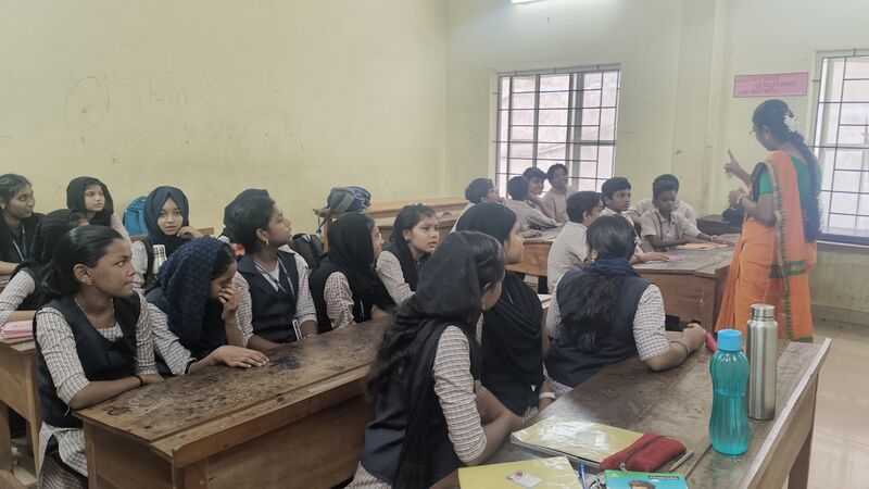 പ്രമാണം:First meeting 44059.jpg