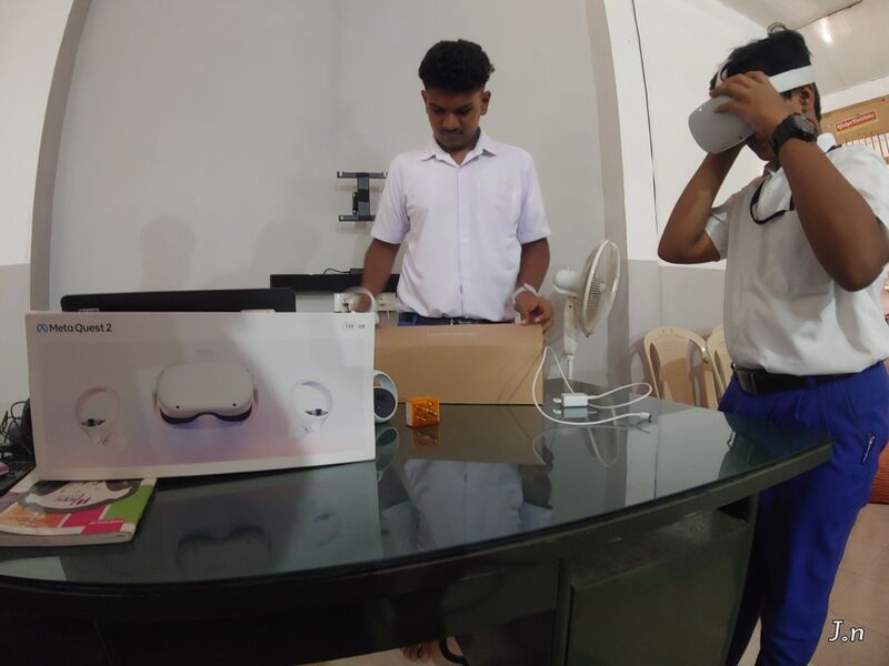 പ്രമാണം:Itcorner 35052 23.jpg