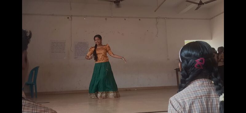 പ്രമാണം:LCMD7.jpg