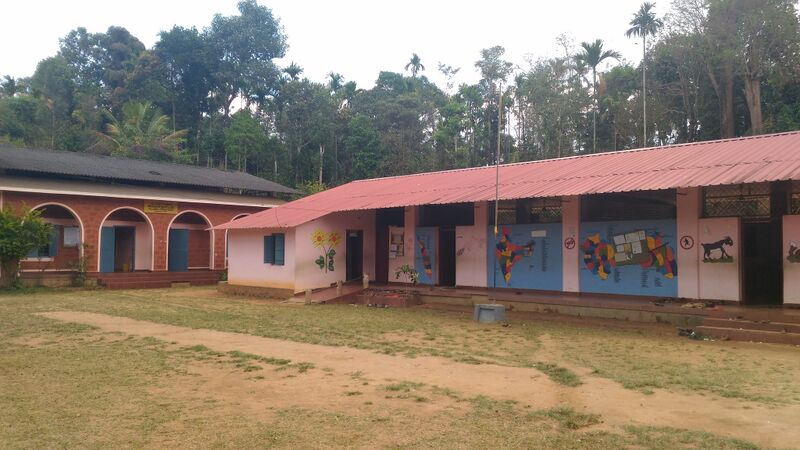 പ്രമാണം:My School Pic.jpg