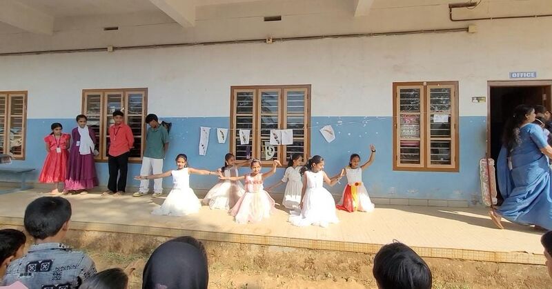 പ്രമാണം:15253 new year programme.jpg