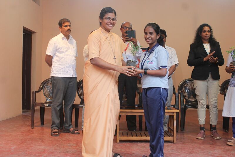 പ്രമാണം:16002 june 5.resized.JPG