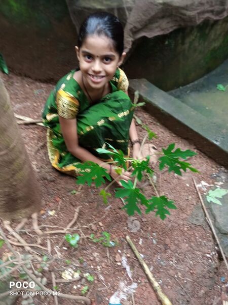 പ്രമാണം:18402 paristhithi 2021-22 6.jpg