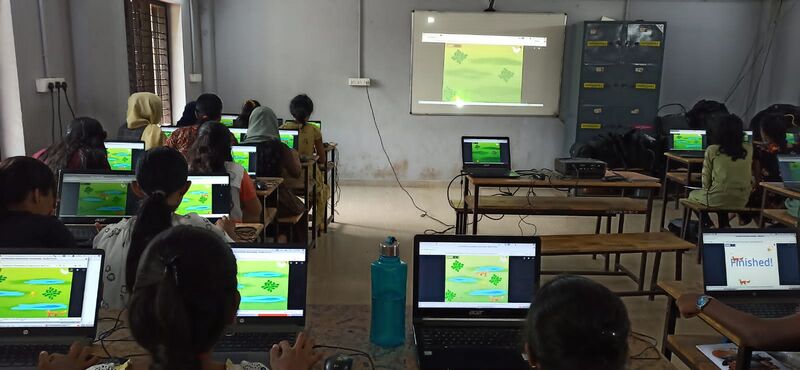 പ്രമാണം:21026 hightech 7.jpg