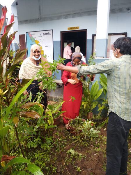 പ്രമാണം:47045-DRY DAY 8.jpeg