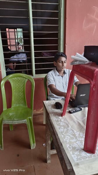 പ്രമാണം:6d512316-39d6-48f5-a6e8-02c51c4bdc3f.jpg