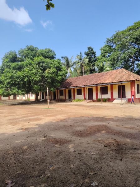 പ്രമാണം:School area.jpg