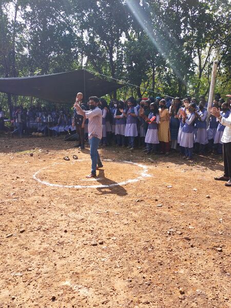 പ്രമാണം:12029 sports.jpg