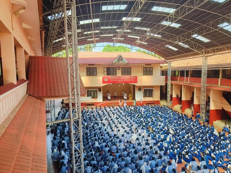 പ്രമാണം:16002 yogaday2.jpg